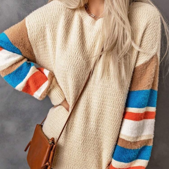 New striped sleeve sweater - Picture 2 of 5